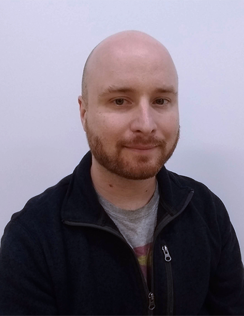 A head shot of Matthew Hoelscher